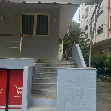 Apartament Local Life By The Sea *